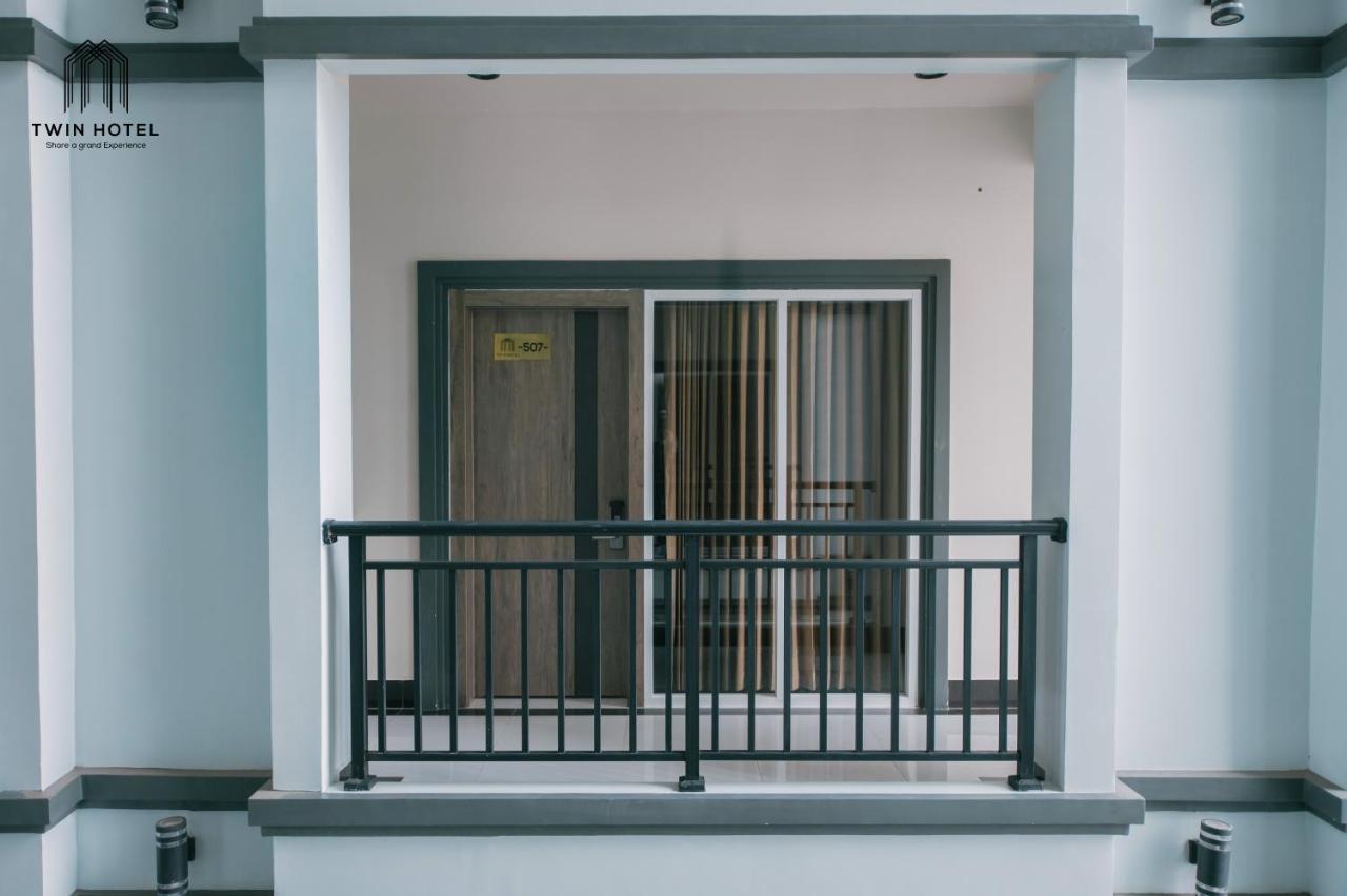 Twin Hotel Kampot Exterior foto