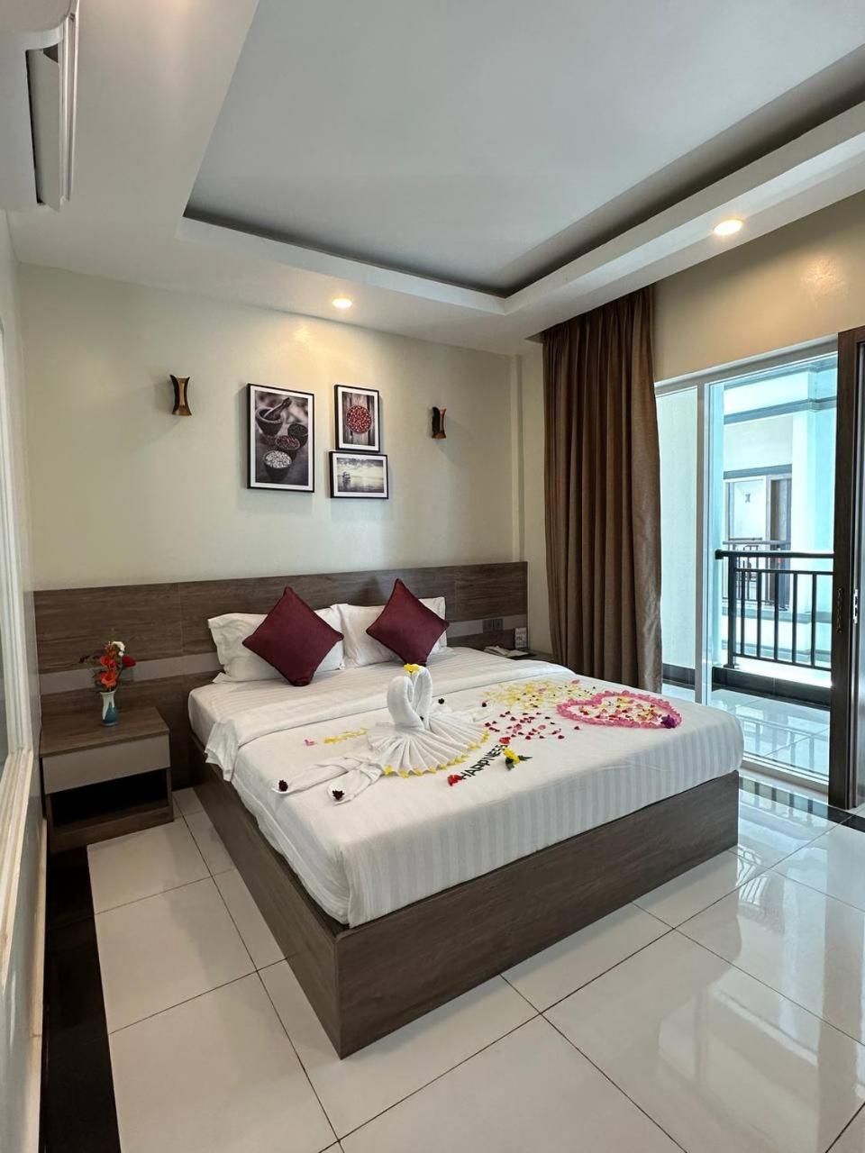 Twin Hotel Kampot Exterior foto