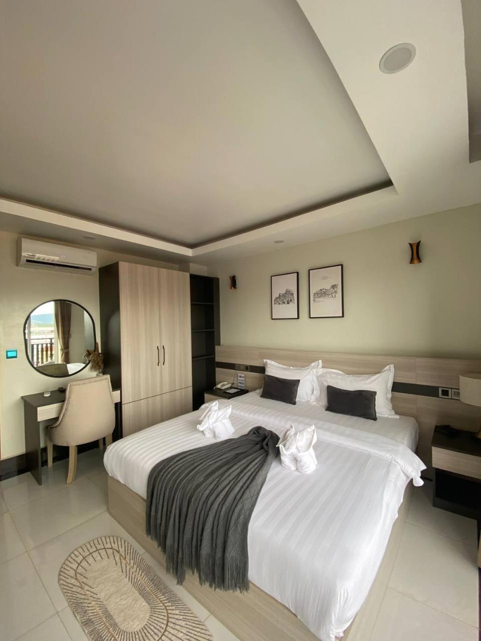 Twin Hotel Kampot Exterior foto
