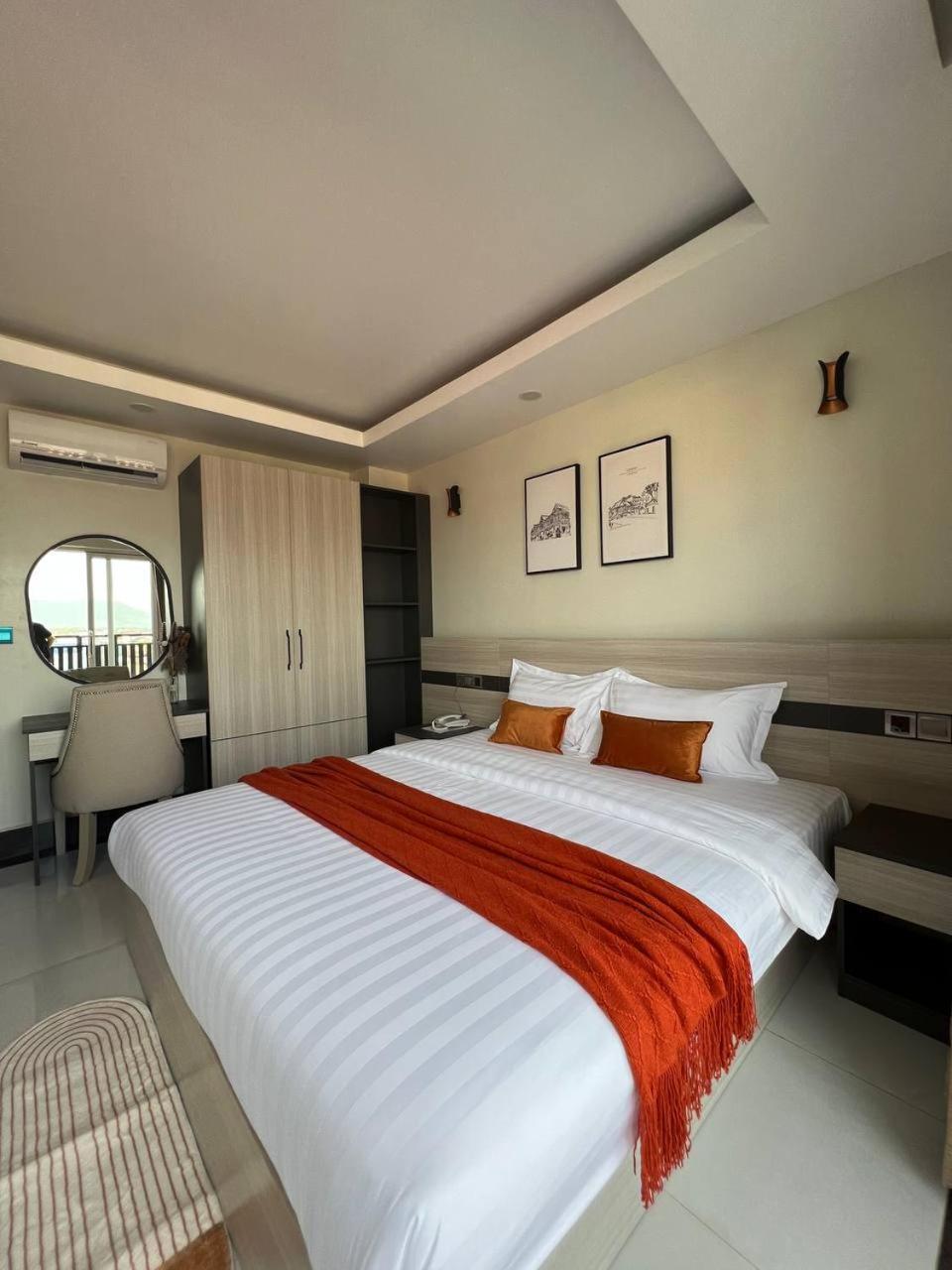 Twin Hotel Kampot Exterior foto