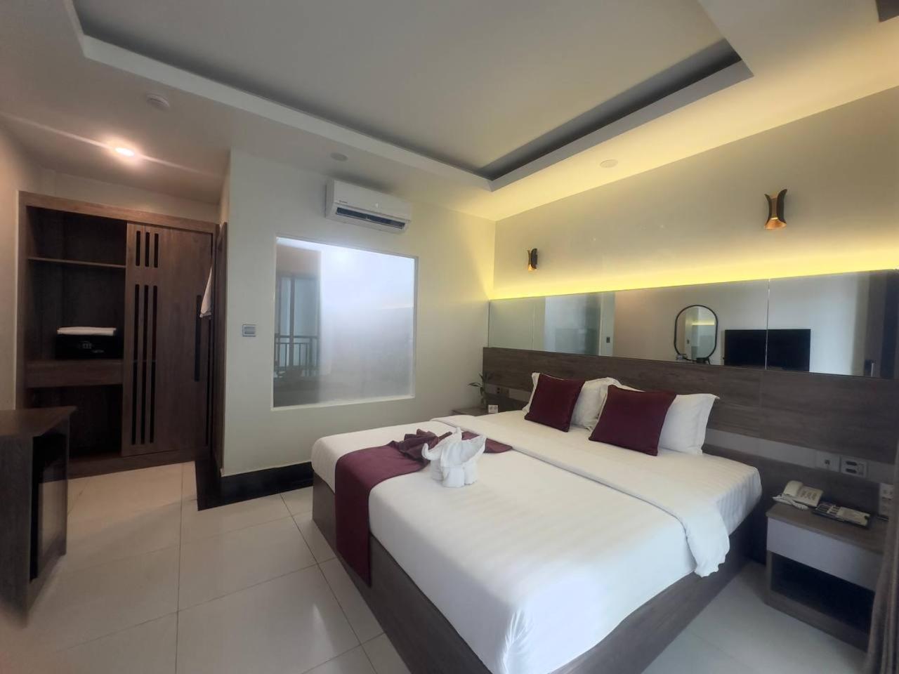 Twin Hotel Kampot Exterior foto